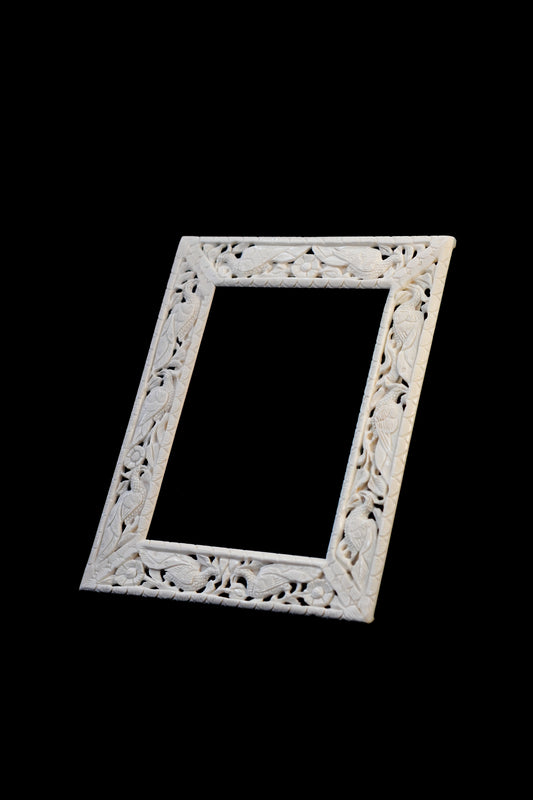 BoneCraft Memories: Handmade Carved Picture Frame