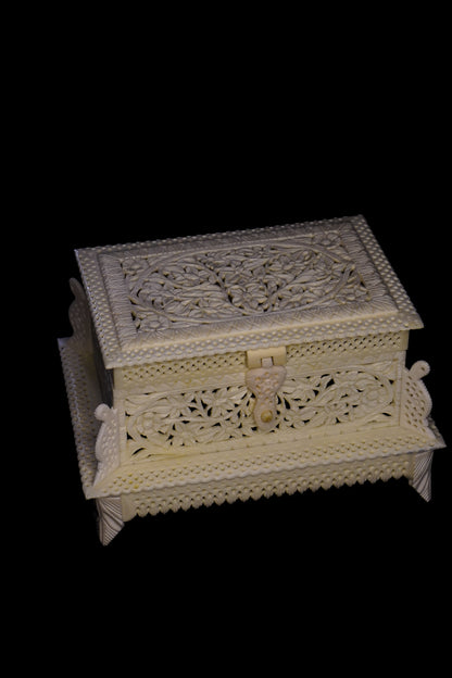 Elegance Unveiled: Handcrafted Rectangular Bone Jewelry Chest