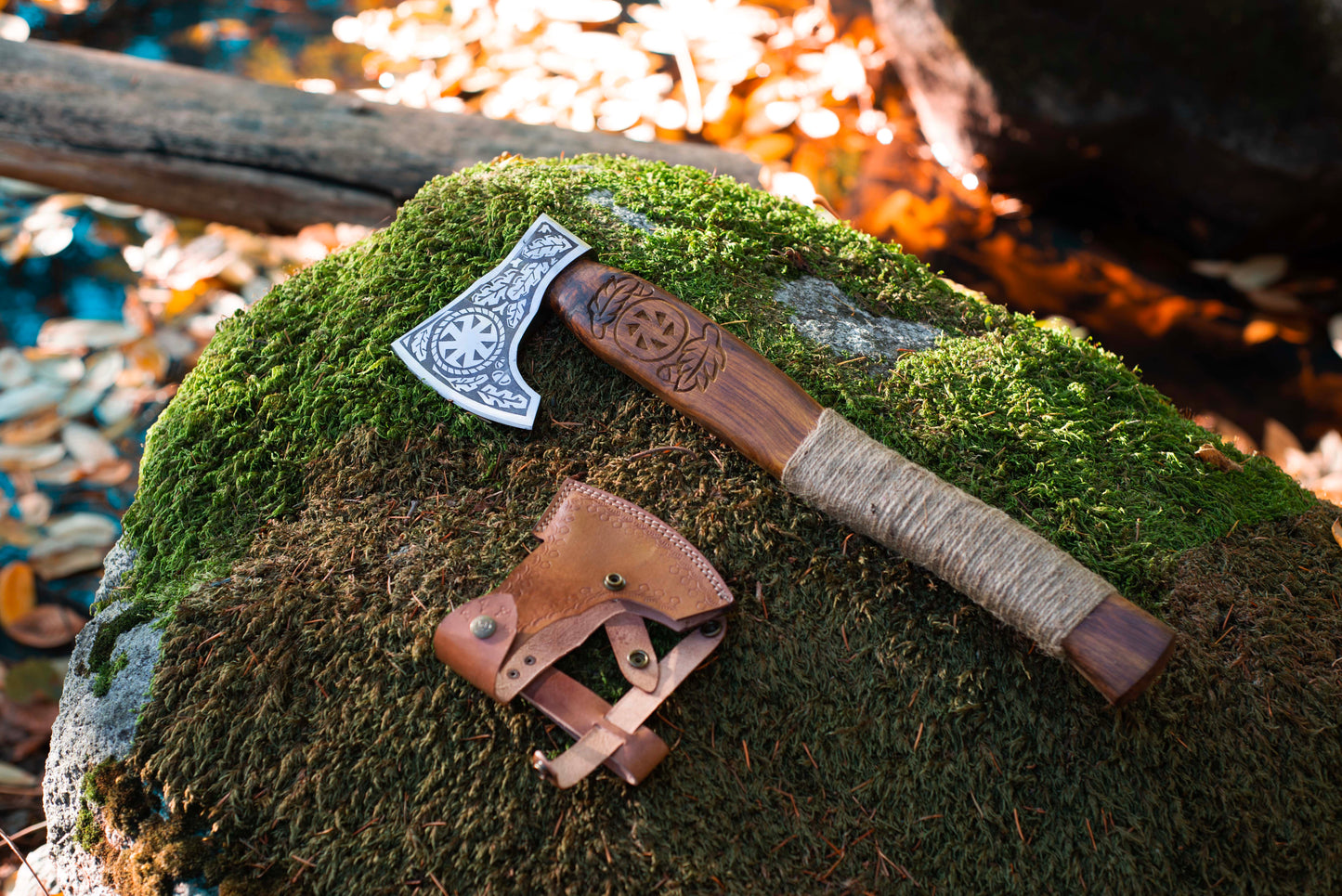 Dark Cedar Rope Axe (A) | Only Viking