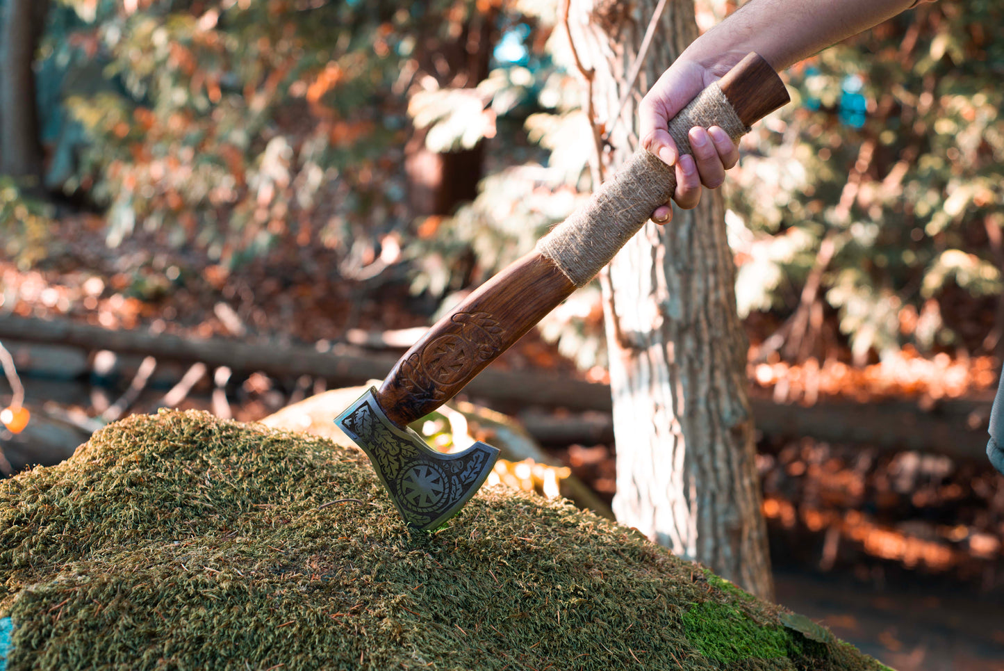 Dark Cedar Rope Axe (A) | Only Viking