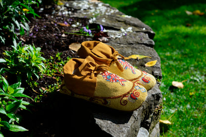 Turtle Beaded Design Moccasins