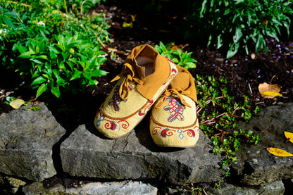 Turtle Beaded Design Moccasins