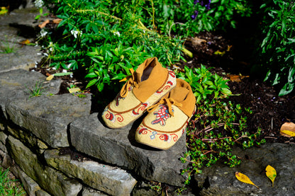 Turtle Beaded Design Moccasins