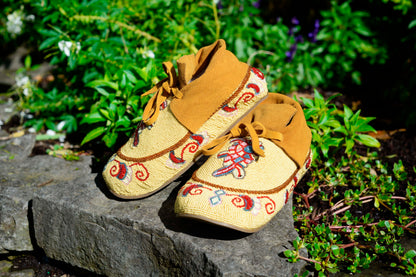 Turtle Beaded Design Moccasins