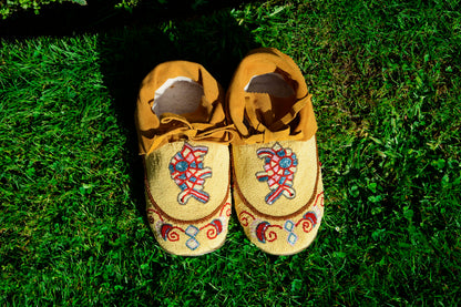 Turtle Beaded Design Moccasins