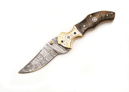 Golden Ember: Damascus Masterpiece Knife