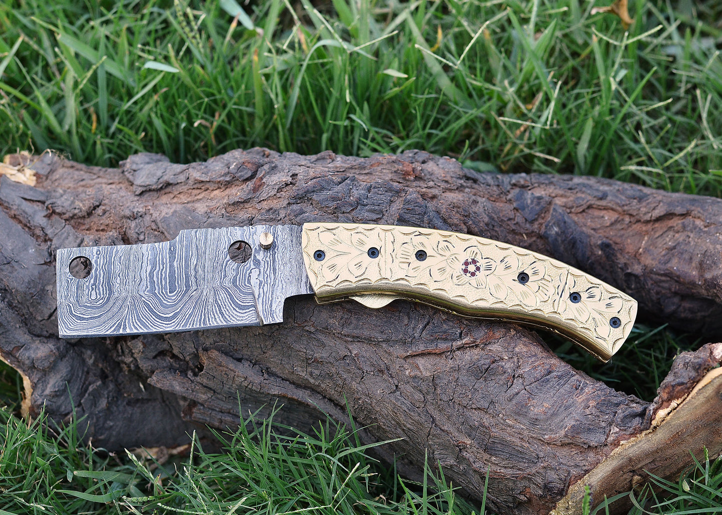 Ironclad Folder | Damascus Knives