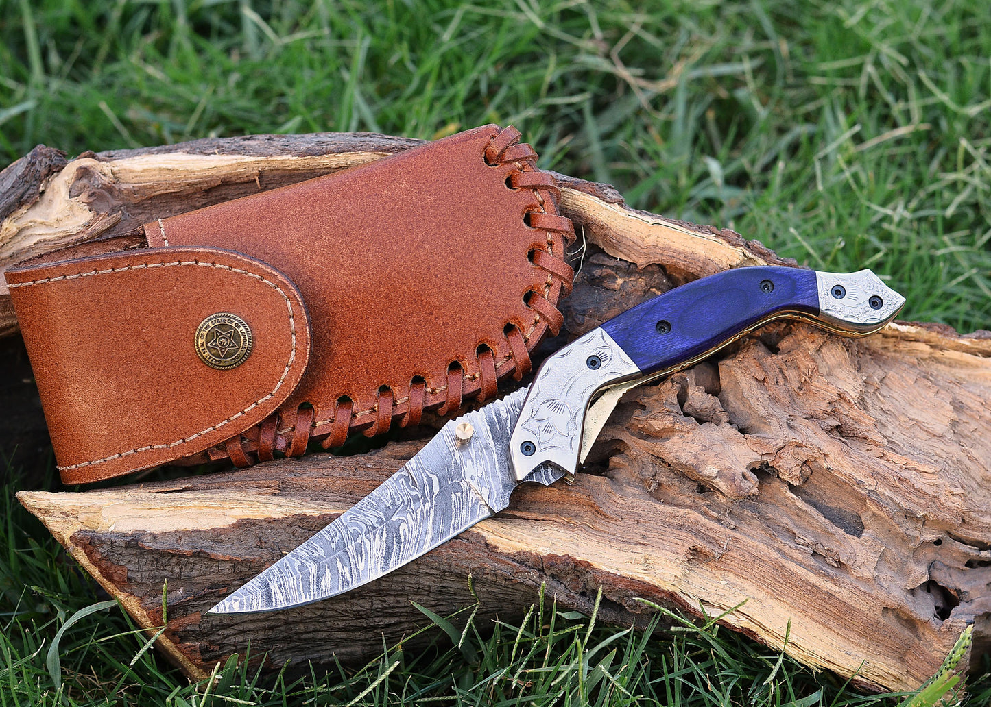 Innovative Folding Knife: Blue and Silver Accents