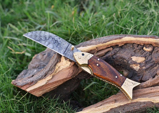 Odin's Fin | Damascus Knife