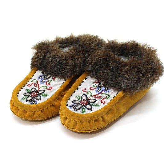 Wholesale Handmade Moccasins with Intricate bead-work and artificial fur | OnlyViking